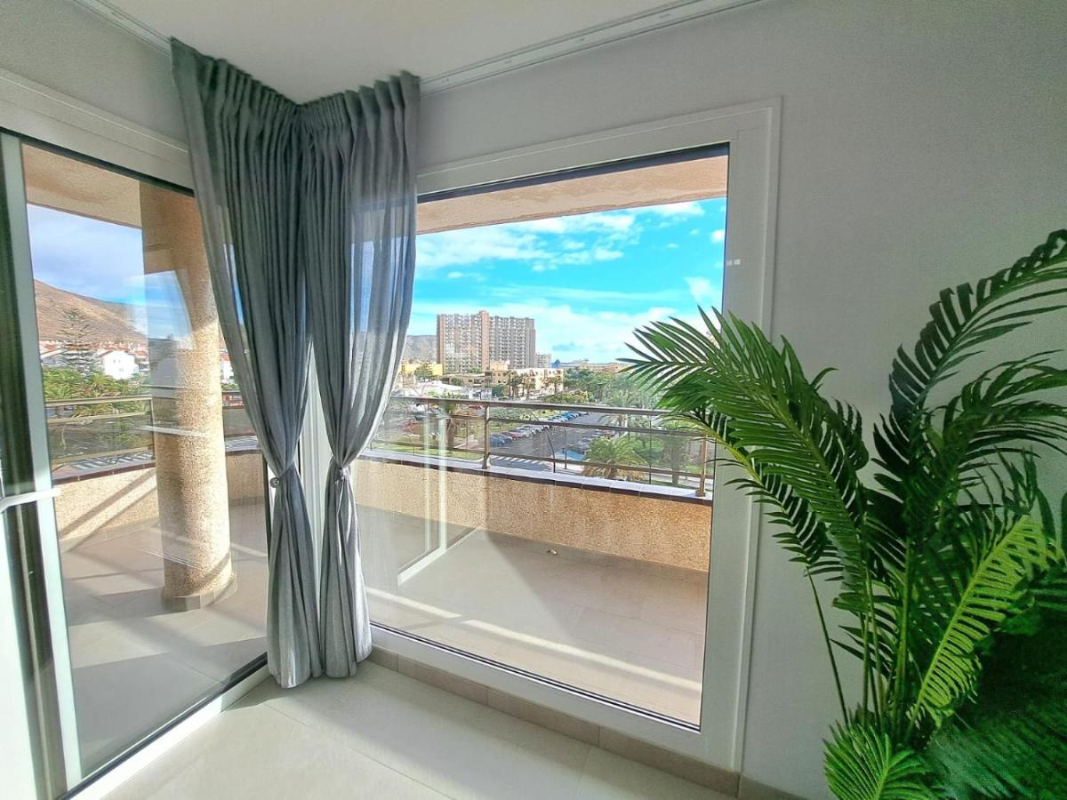 Newly Reformed 2 Bedroom Apartment In The Center Of Los Cristianos Los Cristianos  Luaran gambar