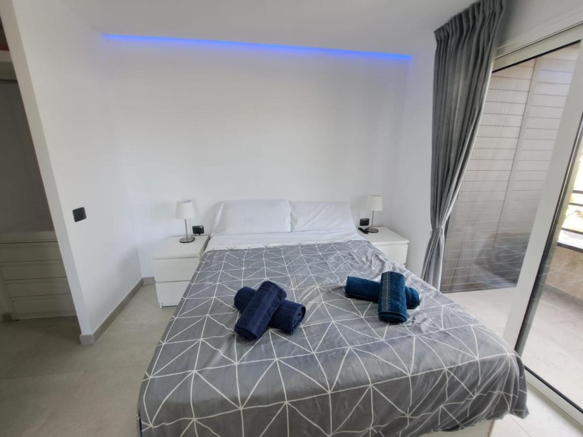 Newly Reformed 2 Bedroom Apartment In The Center Of Los Cristianos Los Cristianos  Luaran gambar