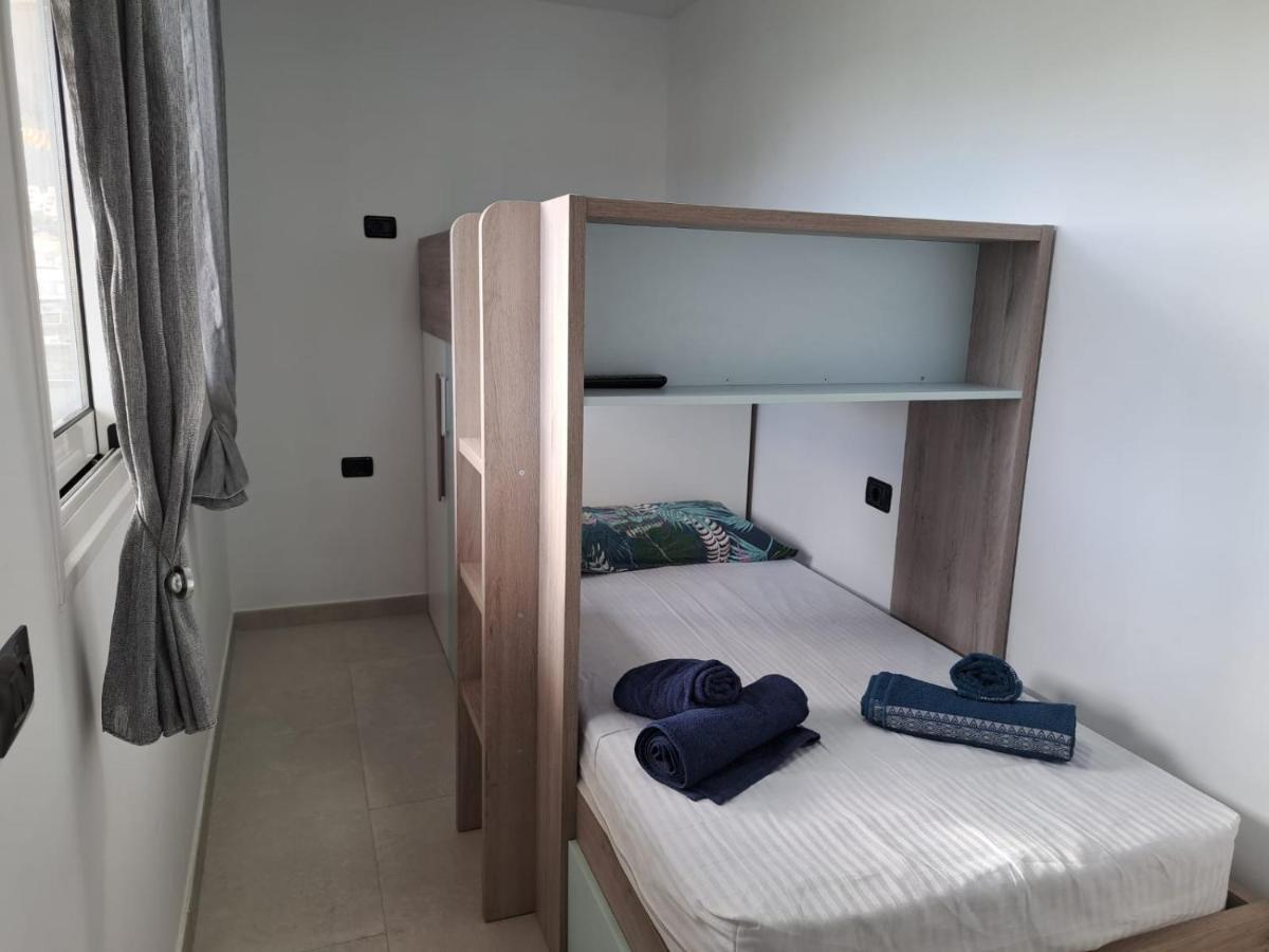 Newly Reformed 2 Bedroom Apartment In The Center Of Los Cristianos Los Cristianos  Luaran gambar