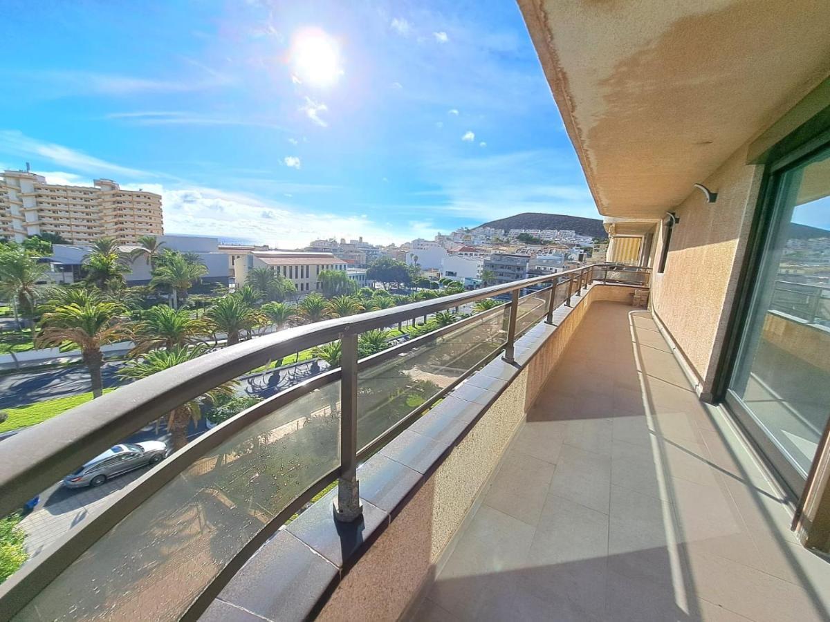 Newly Reformed 2 Bedroom Apartment In The Center Of Los Cristianos Los Cristianos  Luaran gambar